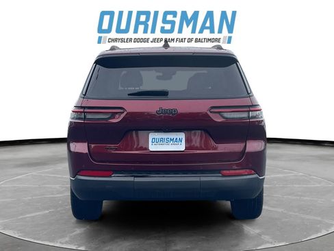 Used 2023 Jeep Grand Cherokee L Laredo AWD/4WD image 5
