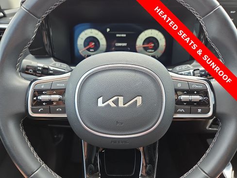 Used 2023 Kia Sorento SX AWD/4WD image 24