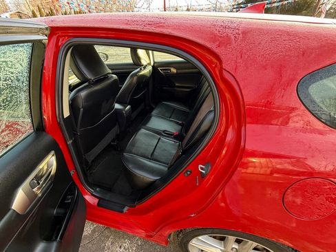 Used 2014 Lexus CT 200h image 8