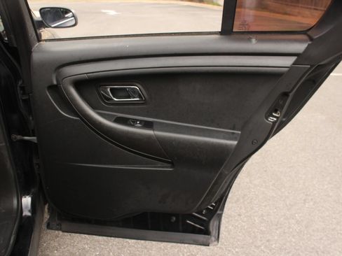 Used 2015 Ford Taurus Police Interceptor FWD image 23