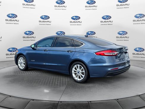 Used 2019 Ford Fusion SEL FWD image 4