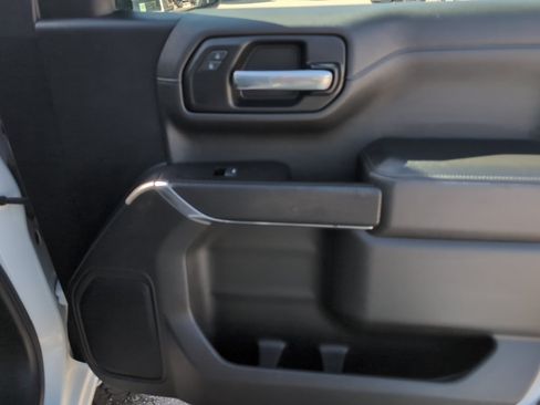 Used 2022 Chevrolet Silverado 1500 RST AWD/4WD image 22
