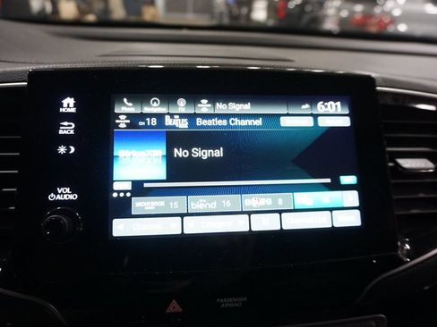 Used 2021 Honda Pilot Black Edition image 12