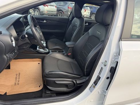 Used 2023 Kia Forte GT-Line w/ GT-Line Premium Package image 19