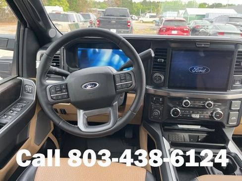 Used 2025 Ford F250 Lariat w/ Lariat Ultimate Package image 11