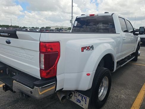 Used 2021 Ford F350 Lariat w/ Lariat Value Package AWD/4WD image 2