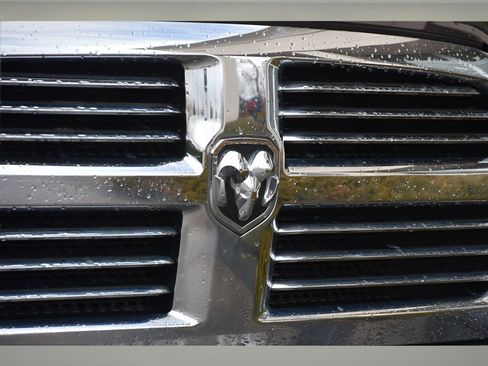 Used 2017 RAM 1500 Big Horn image 12