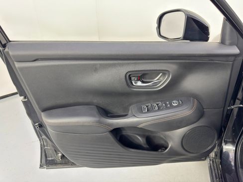 Used 2024 Honda HR-V Sport image 35