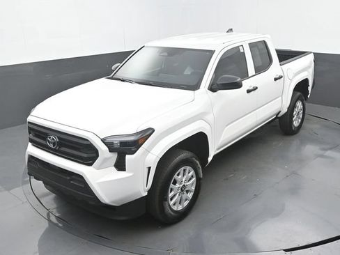Used 2026 Toyota Tacoma SR RWD image 29