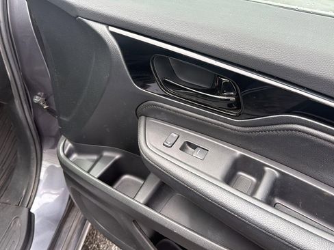 Certified 2024 Honda Odyssey Touring image 38