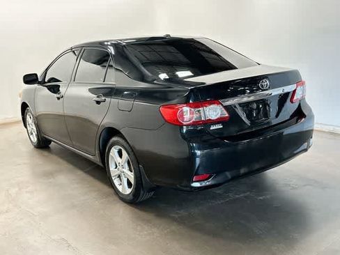 Used 2013 Toyota Corolla LE w/ Premium Pkg FWD image 27