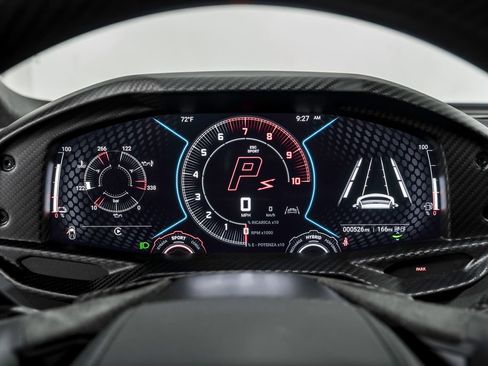 Used 2024 Lamborghini Revuelto image 16