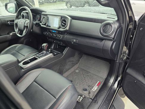 Certified 2022 Toyota Tacoma TRD Pro image 12