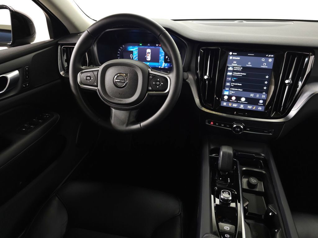 Certified 2025 Volvo S60 B5 Core w/ Climate Package AWD/4WD image 17