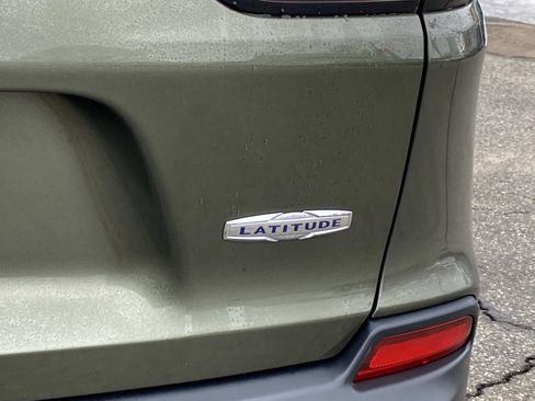 Used 2021 Jeep Cherokee Latitude image 5