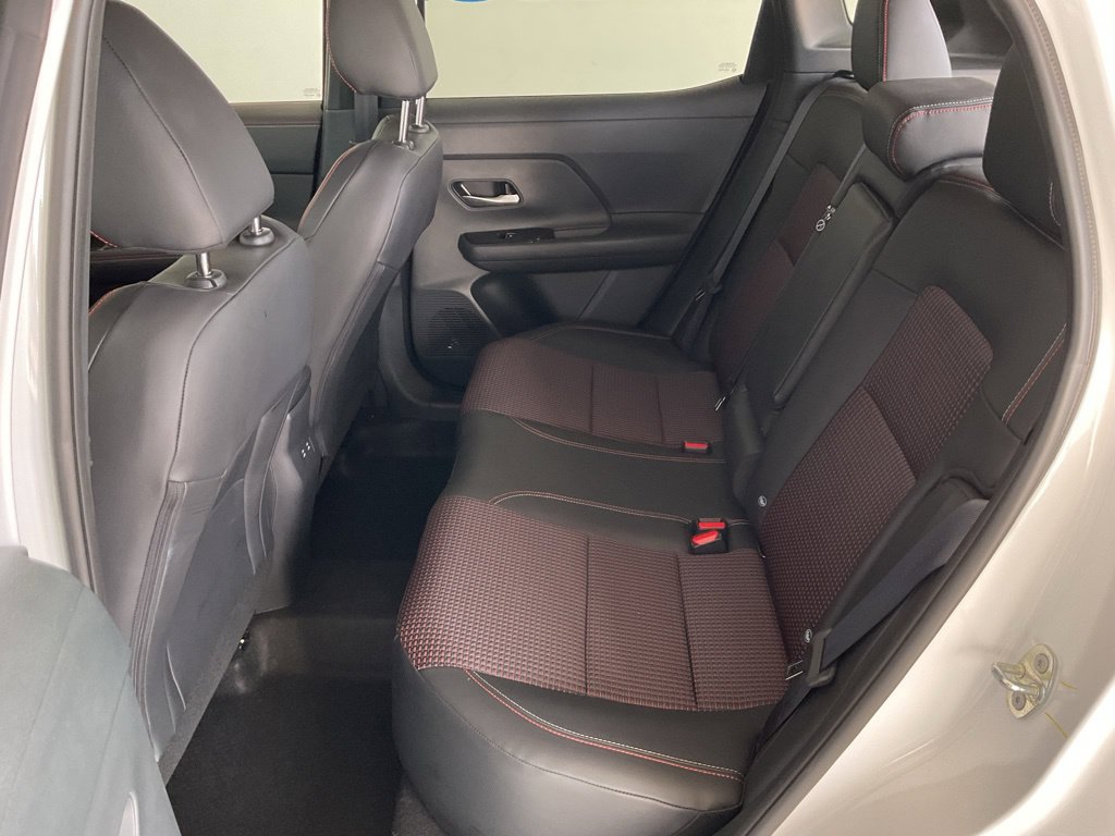 Used 2026 Nissan Kicks SR w/ Cold Weather Package AWD/4WD image 20