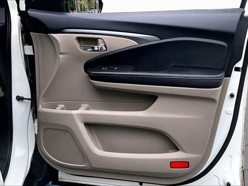 Used 2017 Honda Pilot EX-L image 22