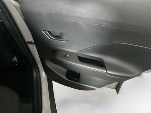 Used 2025 Hyundai Kona SEL image 29