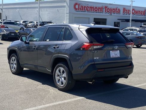 Used 2025 Toyota RAV4 LE image 4