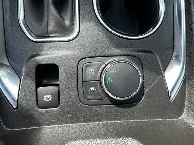 Used 2023 Chevrolet Traverse LS w/ Midnight/Sport Edition FWD image 33