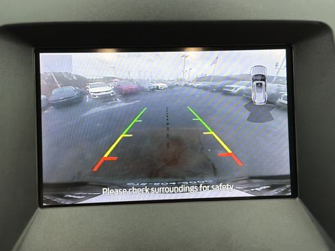 Used 2019 Ford Edge Titanium image 31