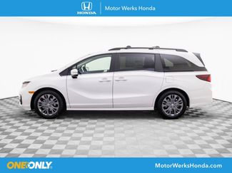 New 2026 Honda Odyssey Touring video 2