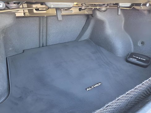 Used 2022 Nissan Altima 2.5 SV image 29