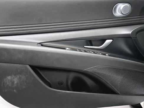 Certified 2025 Hyundai Elantra SEL w/ Cargo Package image 23