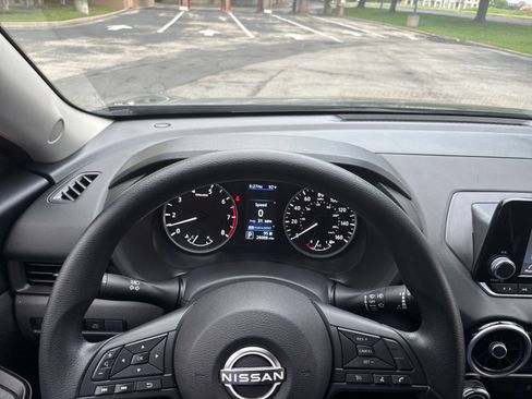 Used 2025 Nissan Sentra S FWD image 29