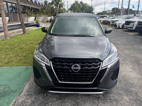Used 2024 Nissan Kicks S FWD image 3