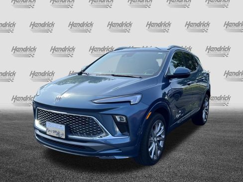 Used 2024 Buick Encore GX Avenir w/ Avenir Convenience Package FWD image 5