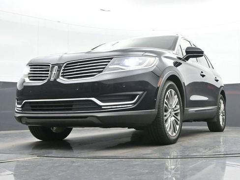Used 2018 Lincoln MKX Reserve w/ Driver Assistance Package FWD image 9
