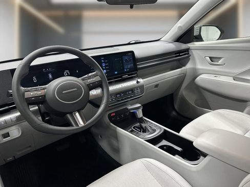 Certified 2024 Hyundai Kona SEL FWD image 12