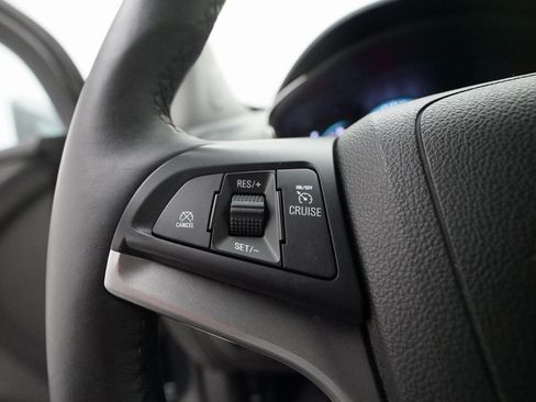 Used 2017 Chevrolet Trax LT w/ Driver Confidence Package image 17