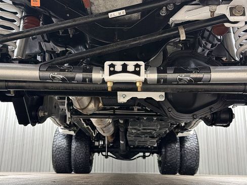 Used 2026 Ford F450 Platinum w/ FX4 Off-Road Package AWD/4WD image 20