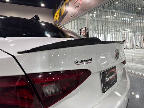 Used 2017 Alfa Romeo Giulia Quadrifoglio image 52