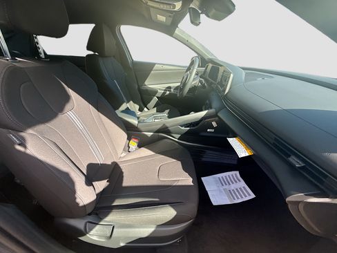 New 2026 Hyundai Elantra Sport FWD image 20