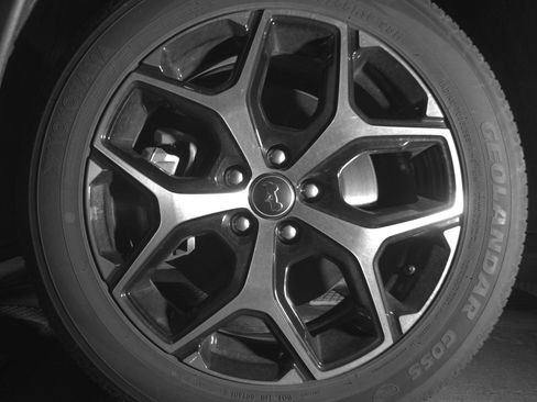 Used 2025 Jeep Compass Limited image 12