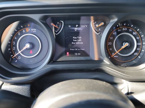 New 2025 Jeep Gladiator Sport image 21