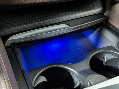 Used 2021 BMW M550i xDrive w/ Dynamic Handling Package image 38