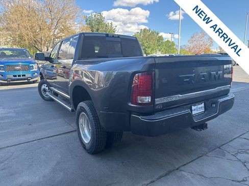 Used 2017 RAM 3500 Laramie Longhorn image 5
