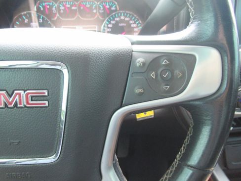 Used 2019 GMC Sierra 2500 SLT w/ Duramax Plus Package AWD/4WD image 30