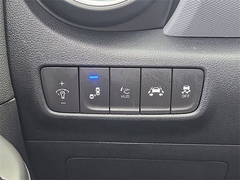 Certified 2021 Hyundai Kona Ultimate w/ Cargo Package image 17