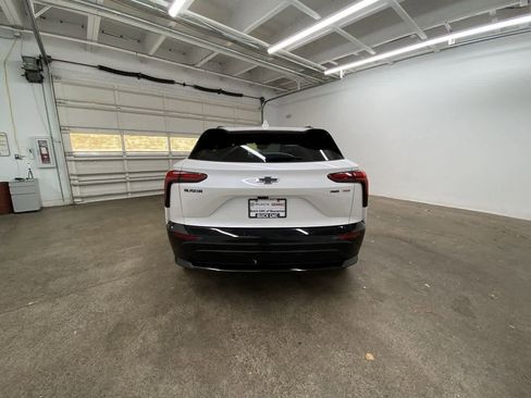 Used 2024 Chevrolet Blazer EV RS image 5