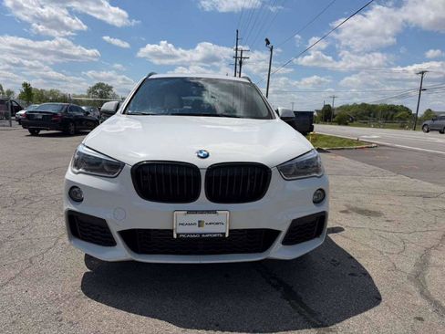 Used 2018 BMW X1 xDrive28i AWD/4WD image 3