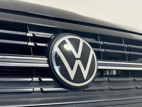 Used 2023 Volkswagen Jetta Sport FWD image 29