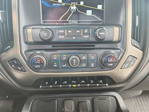 Used 2018 GMC Sierra 1500 Denali w/ Denali Ultimate Package AWD/4WD image 30