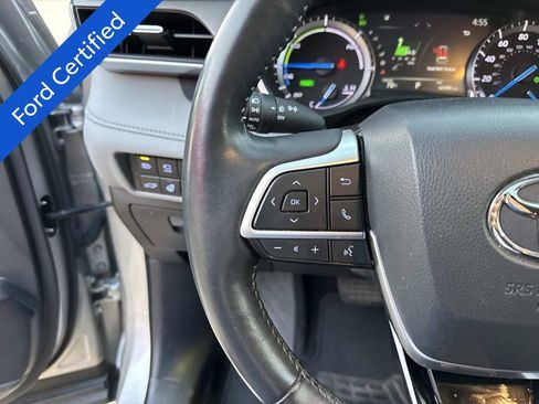 Used 2022 Toyota Highlander Limited image 23