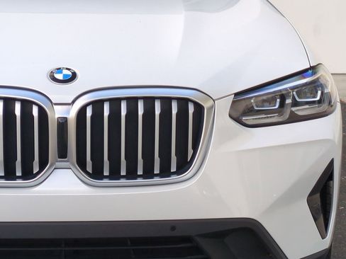 Used 2022 BMW X3 xDrive30i w/ Convenience Package AWD/4WD image 6