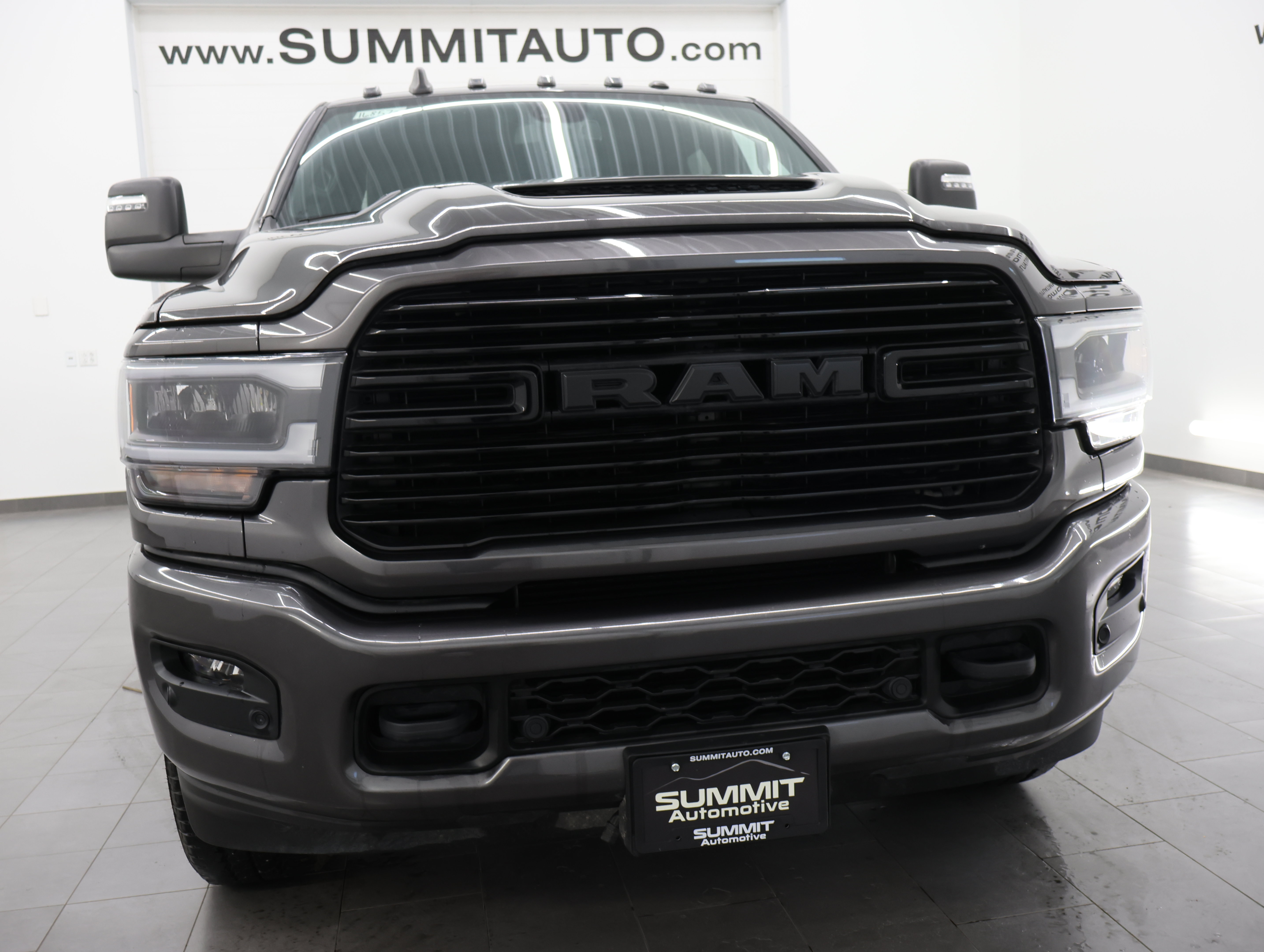 Used 2024 RAM 2500 Laramie w/ Night Edition AWD/4WD image 21